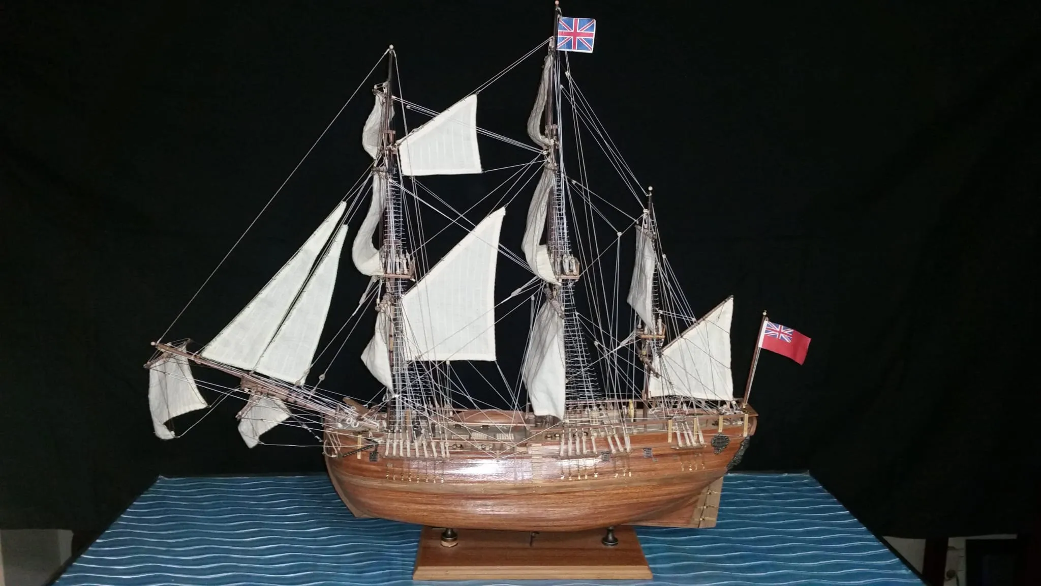 HMS Endeavour: Full view