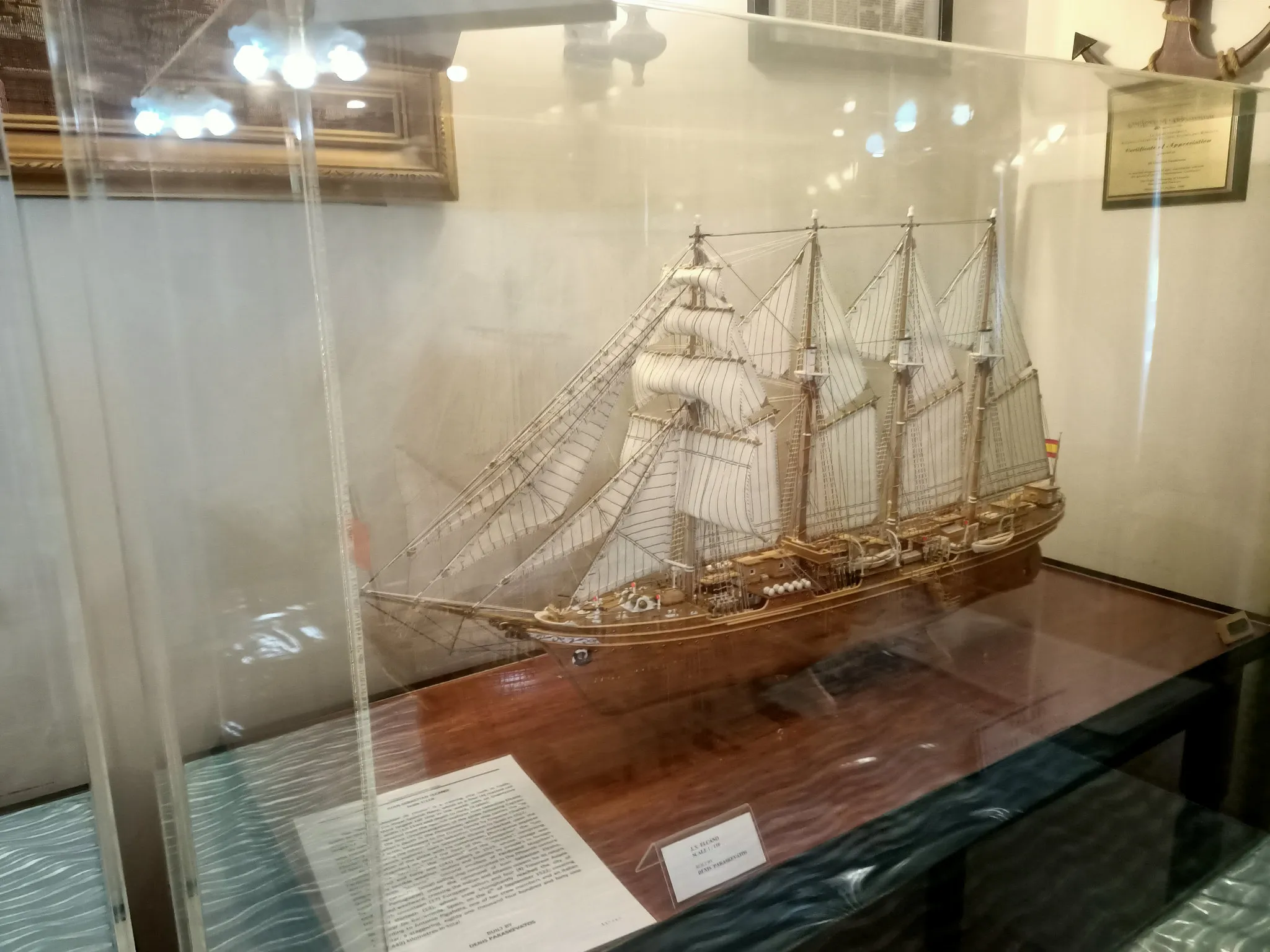 Juan Sebastián Elcano: In its display case