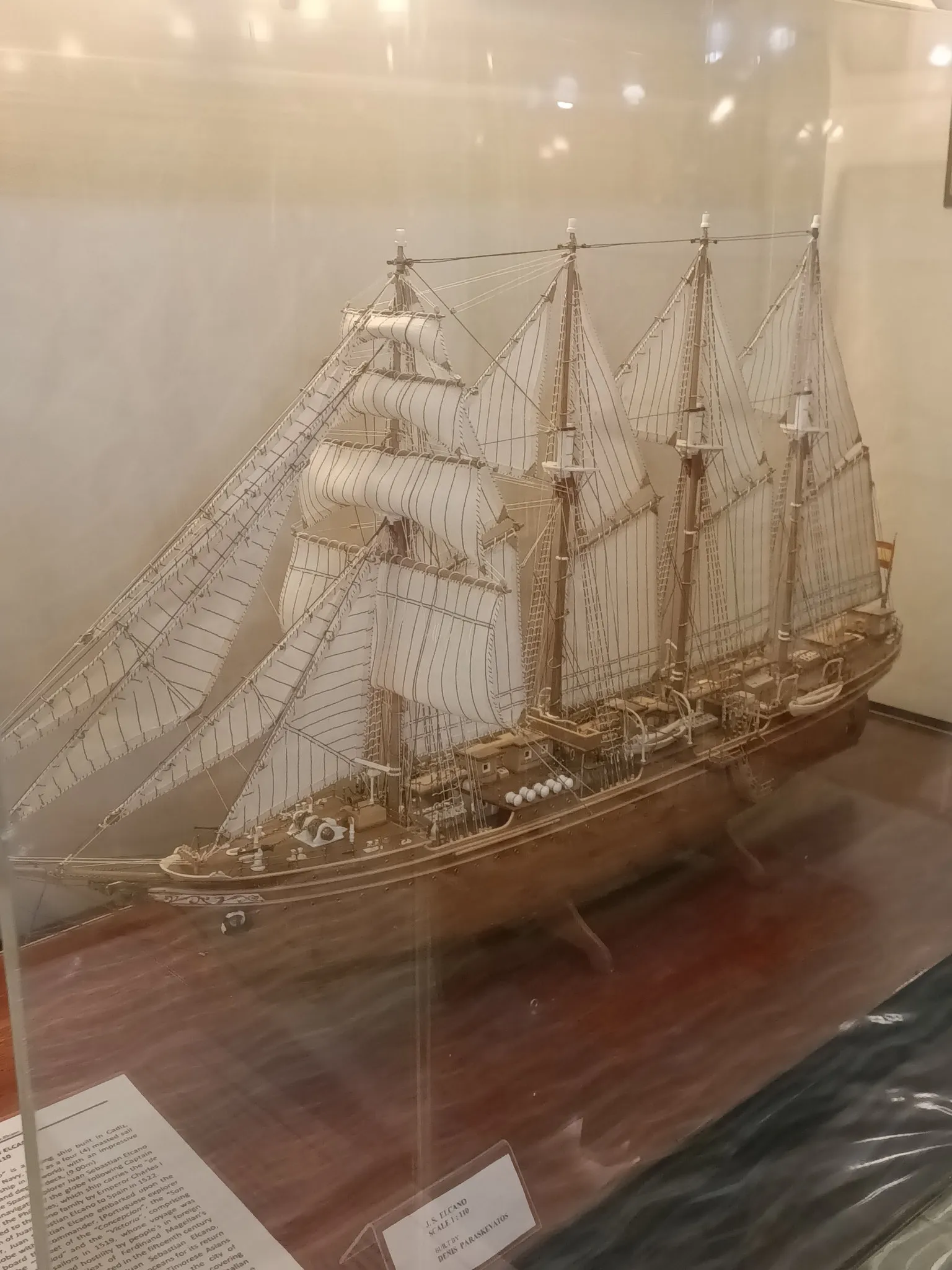 Juan Sebastián Elcano: In its display case
