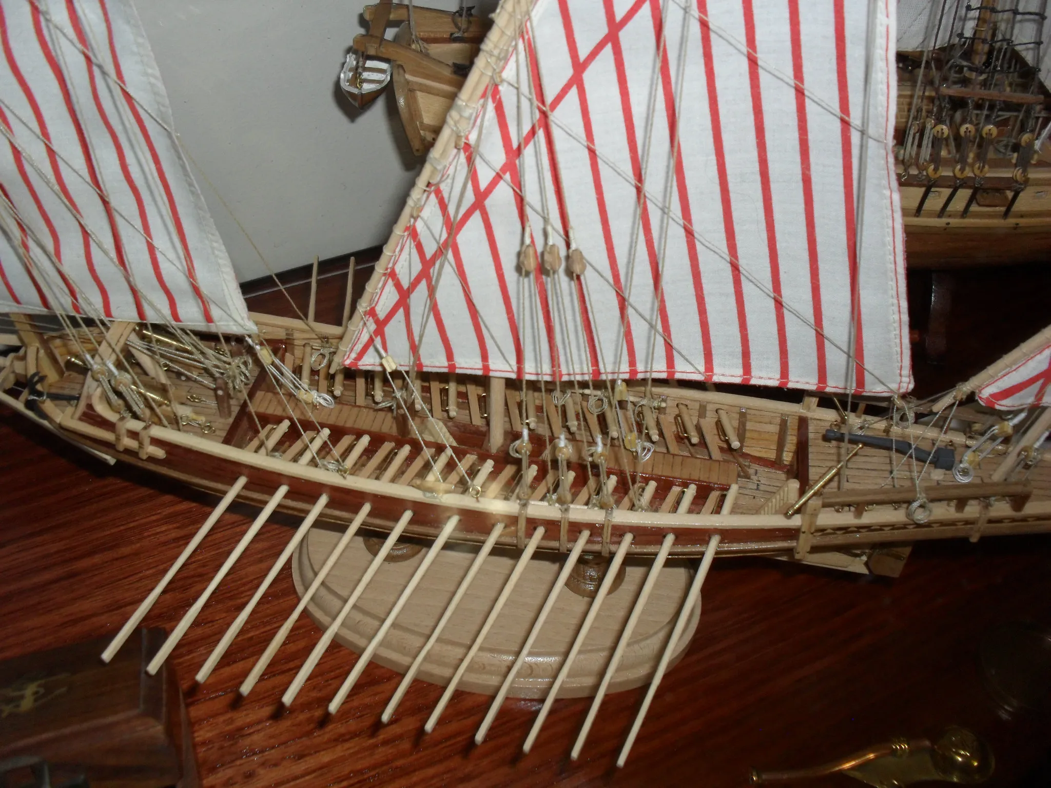 The Greek Galliot: Oars and lateen sails