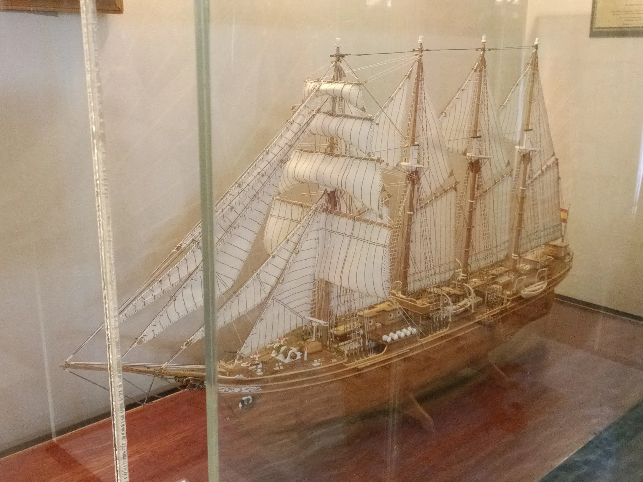 Juan Sebastián Elcano: In its display case