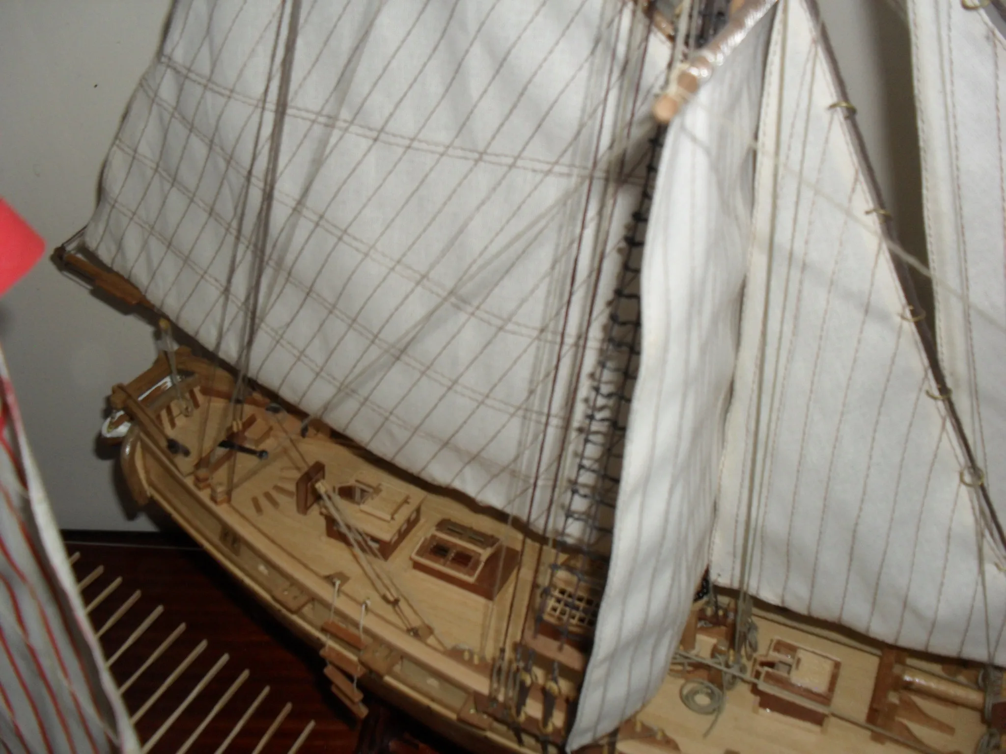 Le Renard: Deck and sails