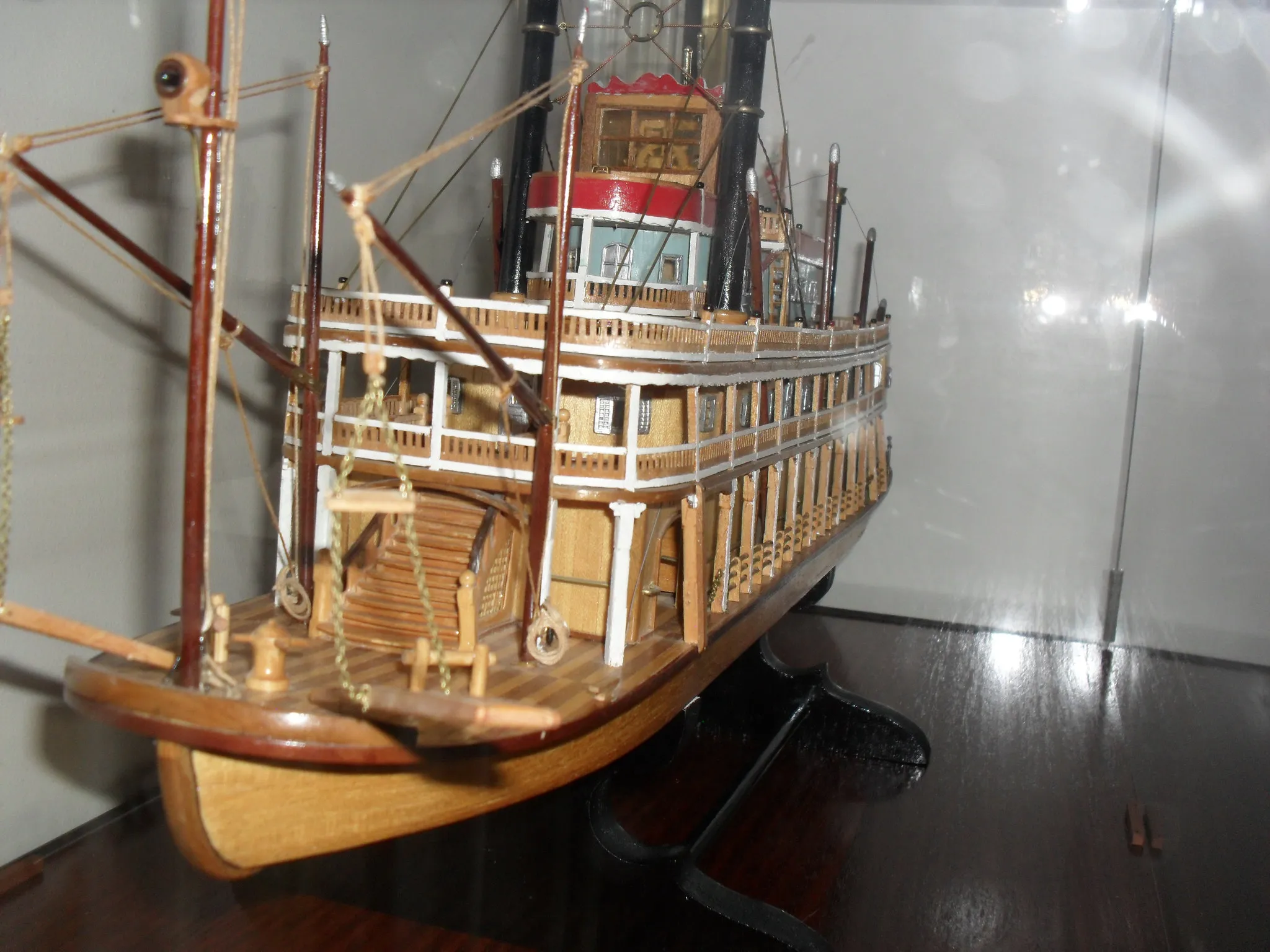 King of Mississippi: Stern wheel