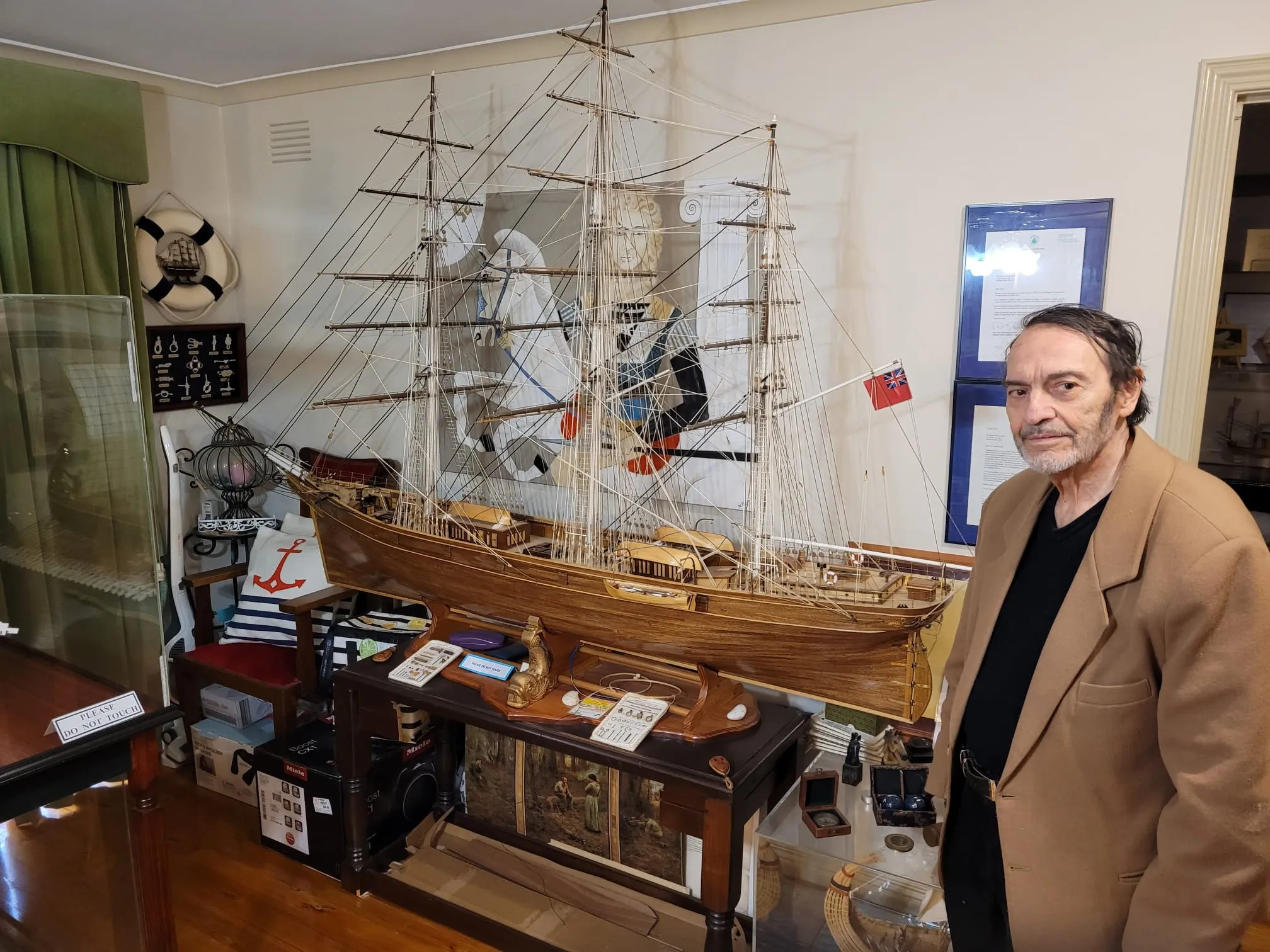 The Cutty Sark: Denis with the large model