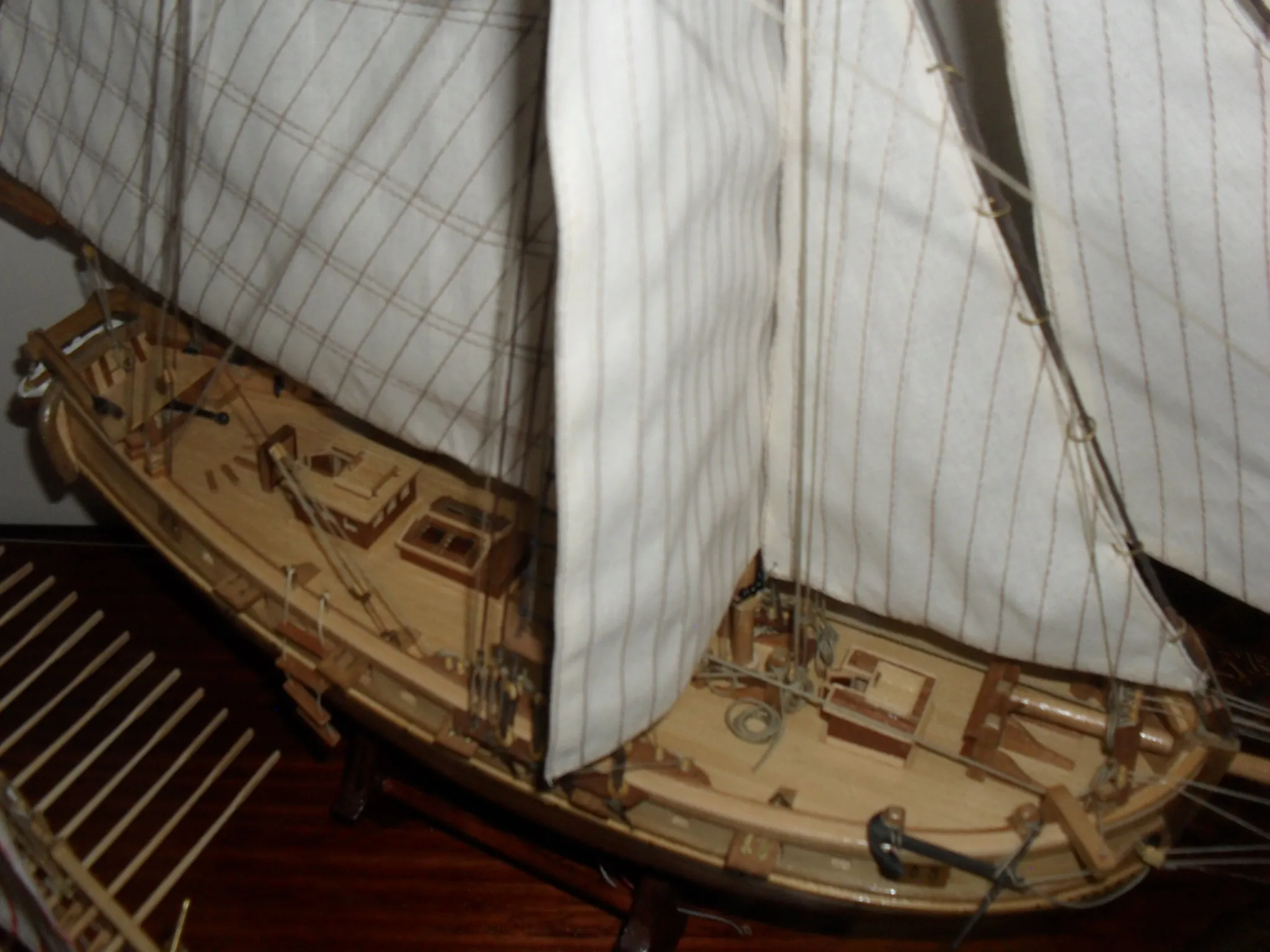 Le Renard: Deck and sails