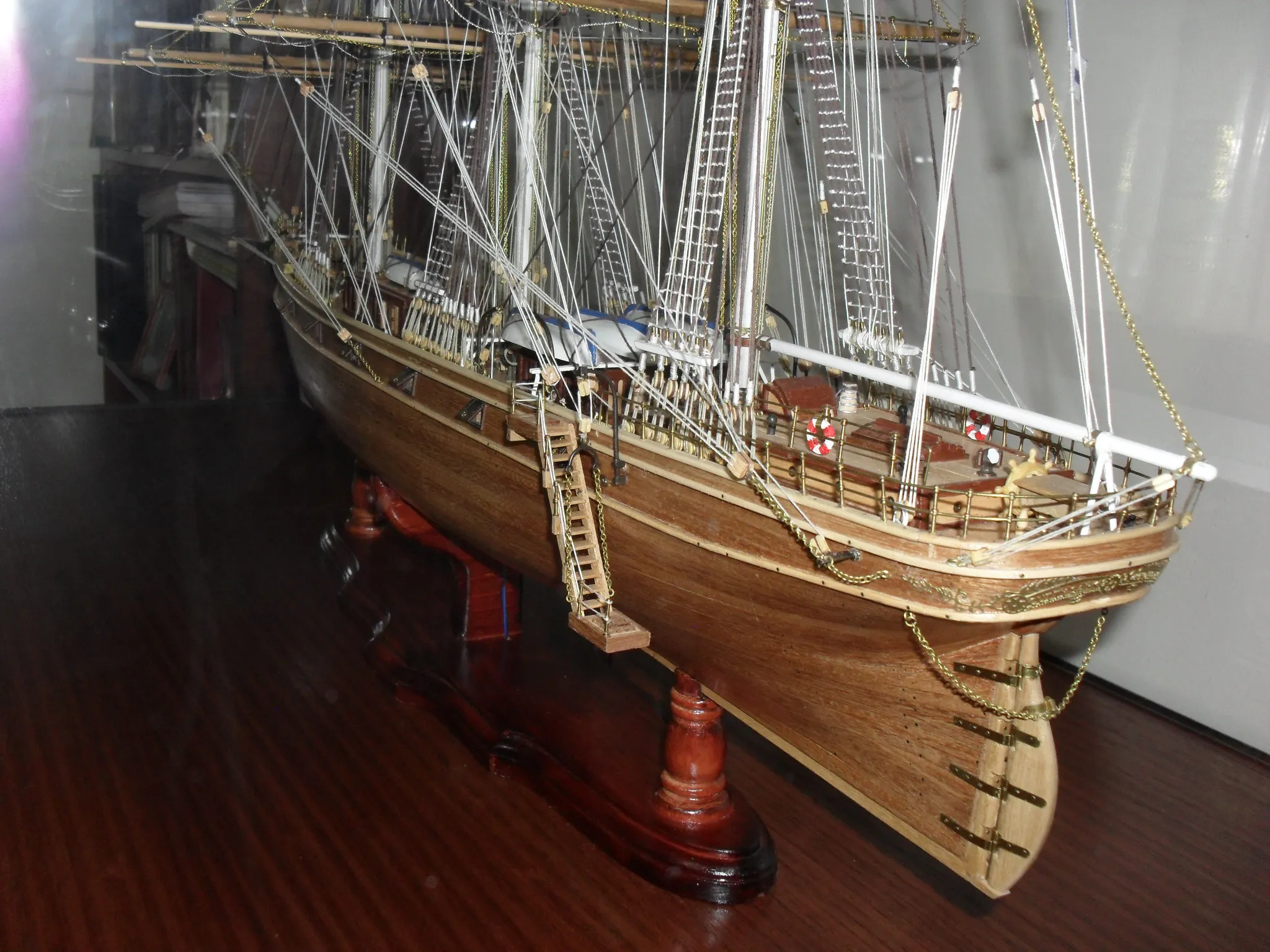 The Cutty Sark: Hull and deck