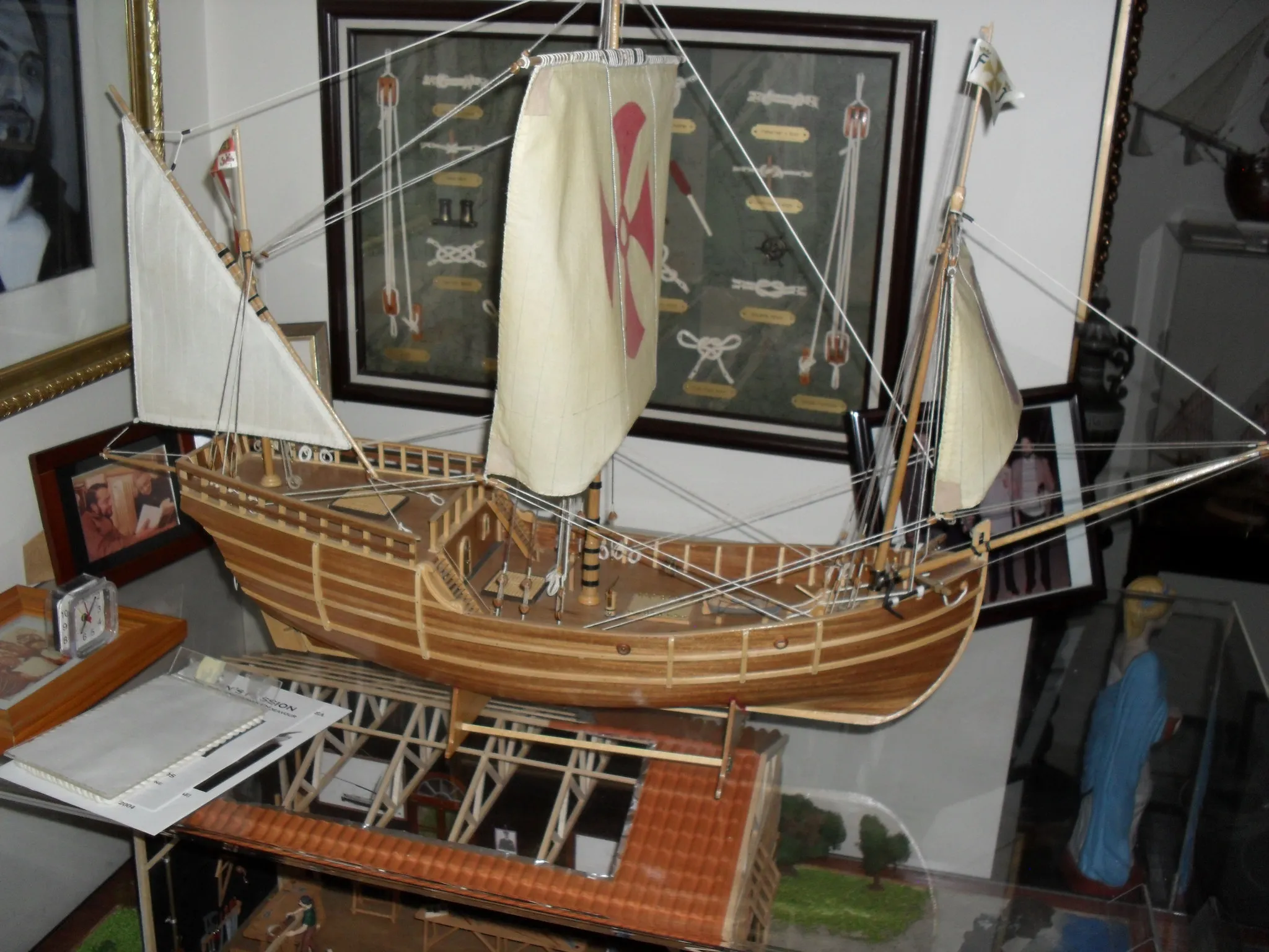 La Pinta: Three quarter view