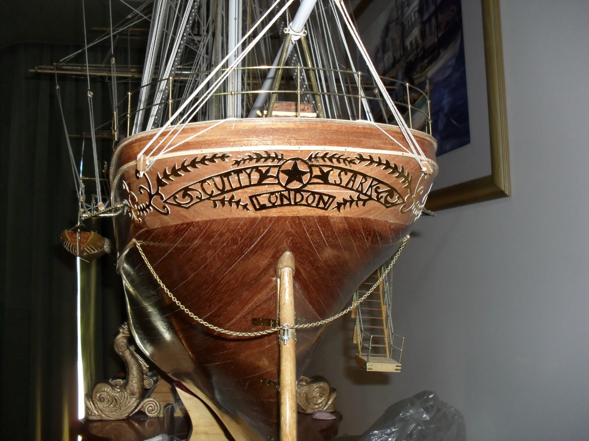 The Cutty Sark: Stern name board